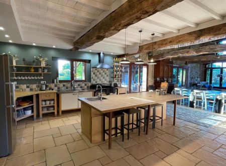 LA RIVIÈRE VACANCES 