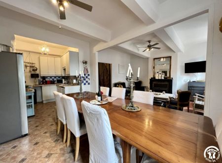 LE GÎTE DE SAINTE VALIÈRE (PISCINE ET SPA) 