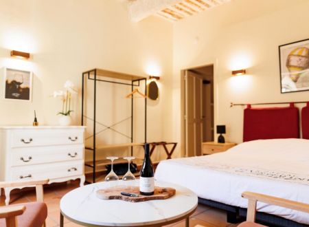 CHÂTEAU CATHERINE DE MONTGOLFIER - L'ESCAPADE 