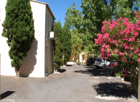 GRAU D'AGDE JOLI F2 JARDIN ET TERRASSE À 400M DE LA PLAGE RDC 