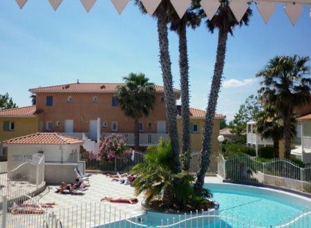 CAP D'AGDE VILLA 5/6 PERS. DANS RÉSIDENCE AVEC PISCINE 