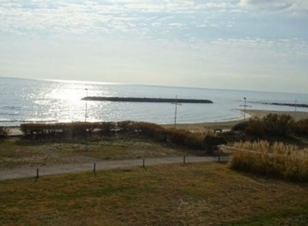 CAP D'AGDE STUDIO VUE MER À 50 M DE LA PLAGE 