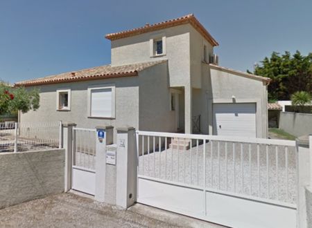 CAP D'AGDE VILLA 6 PERSONNES AVEC PISCINE 