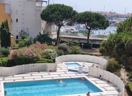 CAP D'AGDE APT 4 PERS. PISCINE COLLECTIVE 100M DU PORT 