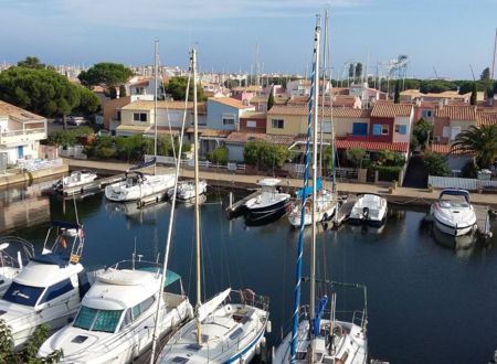 CAP D'AGDE APPARTEMENT 6 PERS. 