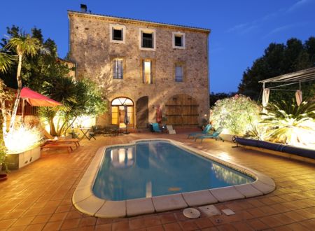 CHAMBRE D'HÔTES À PROXIMITÉ DE PÉZENAS AVEC PISCINE ET CLIMATISATION POUR 2 PERS 