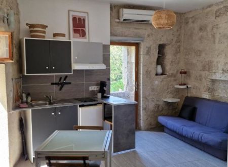 AU LOGIS DE PÉZENAS - LE STUDIO 