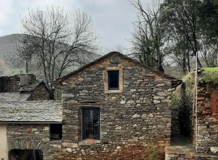 LE CLOS DE LA ROUVIÈRE - GÎTE JULIE 