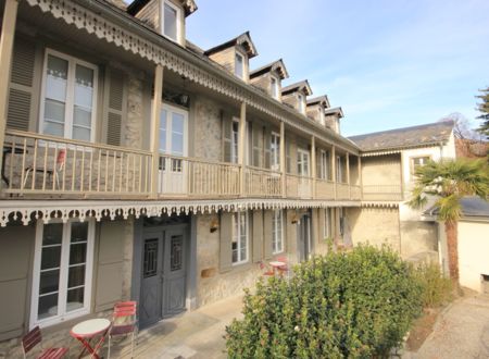 APPARTEMENT DANS MAISON 