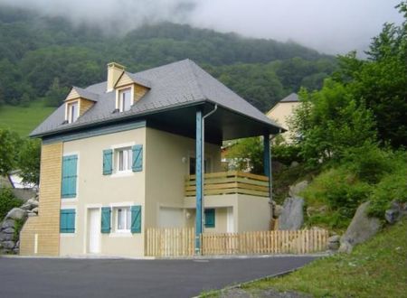 APPARTEMENT DANS MAISON 