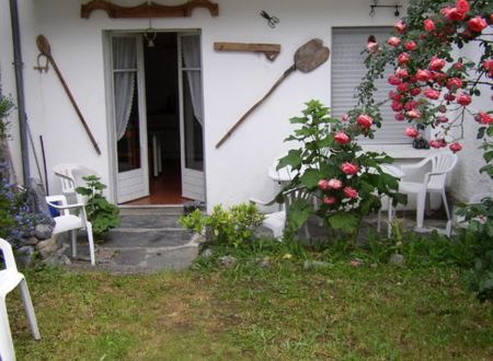 APPARTEMENT DANS MAISON 