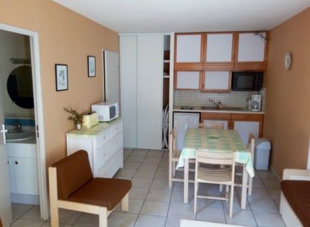 APPARTEMENT DANS RÉSIDENCE LE PARC 