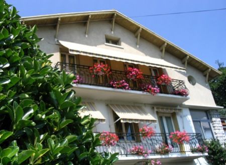 APPARTEMENT DANS MAISON 
