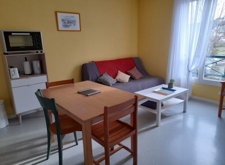 APPARTEMENT 206 