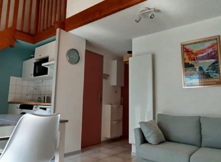 APPARTEMENT DANS RESIDENCE 