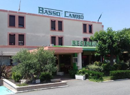 METRHOTEL BASSO CAMBO 