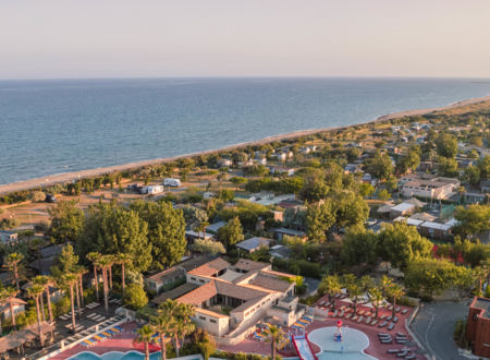 LA PLAGE ET BORD DE MER CAMPSITE 