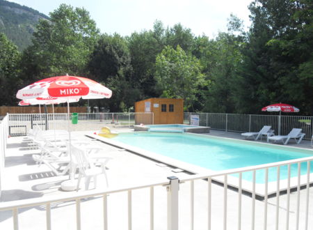 CAMPING LE CLOS DES PEUPLIERS 