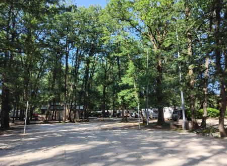 CAMPING MUNICIPAL DE L'ORME BLANC 