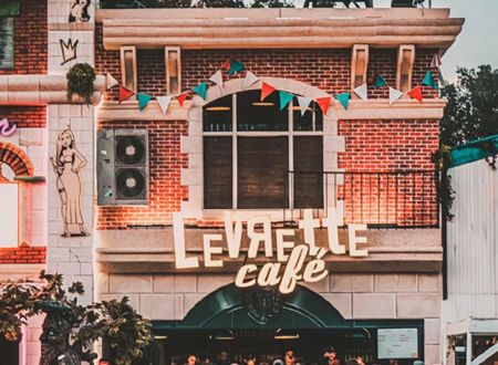 LEVRETTE CAFÉ 