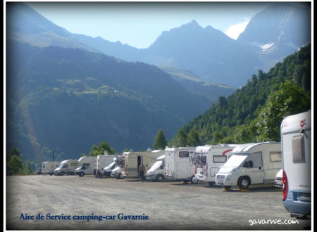 AIRE POUR CAMPING-CARS 