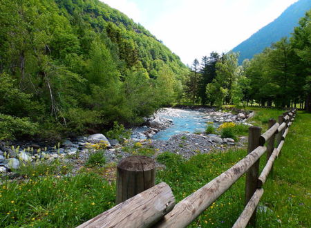 AIRE POUR CAMPING-CARS - CAMPING MUNICIPAL PONT DE MOUDANG 