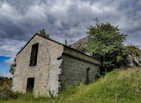 CHAPELLE ET ROCHER DU CHER 