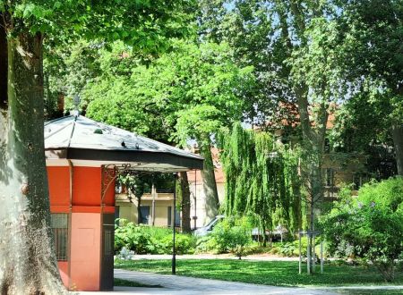 SQUARE BIR HAKEIM 