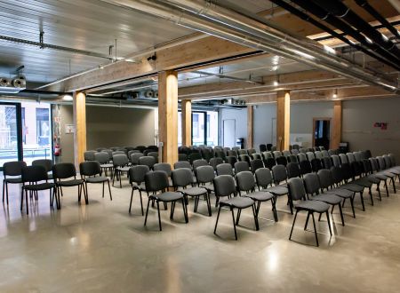 LES HALLES DE LA CARTOUCHERIE 