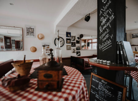 LE CAFE DE LA POSTE 