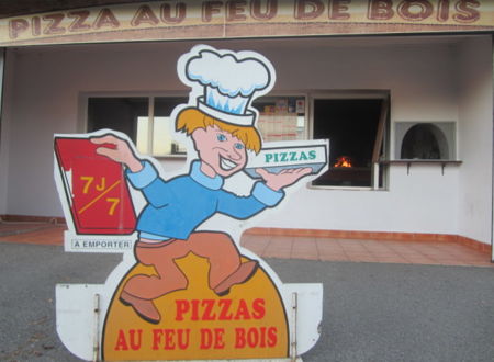 PIZZA AU FEU DE BOIS 