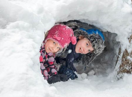 Joyeux trappeurs entre Gavarnie et Val d'Azun, la neige en famille 