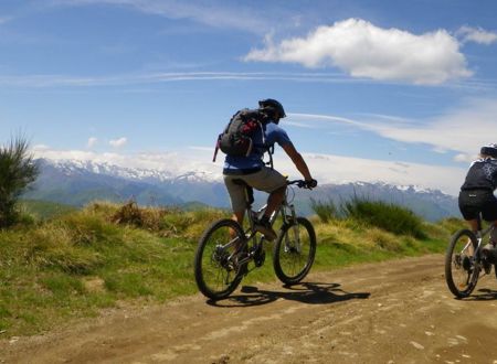 VTT avec le Bureau des Guides des Pyrénées Ariègeoises - Ecole MCF (Moniteur Cycliste Français) 