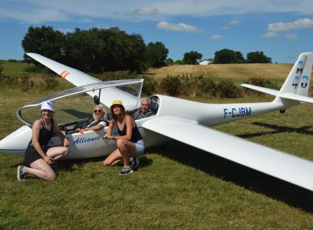 Vol en planeur dans le Tarn : baptême de l'air et vol de découverte 