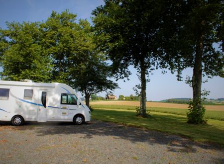 Aire de Stationnement Camping Car privée de Lautrec (Françoumas) 