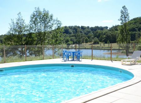 Camping du Lac de Parisot 