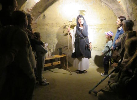 Bestiaire médiéval et animaux fantastiques au souterrain médiéval du Castela - Visite nocturne inédite 