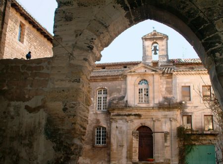 Visite guidée des édifices religieux du centre de Villeneuve lez Avignon 