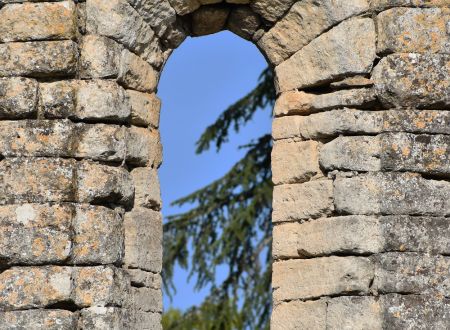 Randonnée historique : les premières églises d'Uzès - Visite guidée Uzès, Ville d'art et d'histoire 
