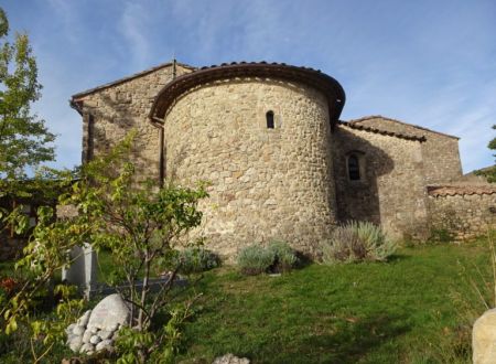 Sainte Croix de Caderle à la découverte d'un village typique: son histoire et ses plantes médicinales 