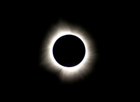 Eclipse partielle de soleil 