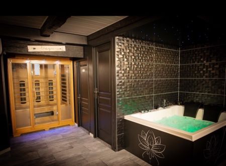 L'évéa - Suite Romantique Spa & Sauna 