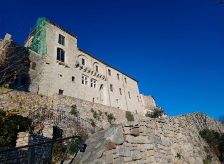 Château de Girard à Vézénobres 