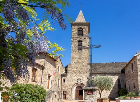 Eglise Notre Dame de l'Assomption à Sénéchas 