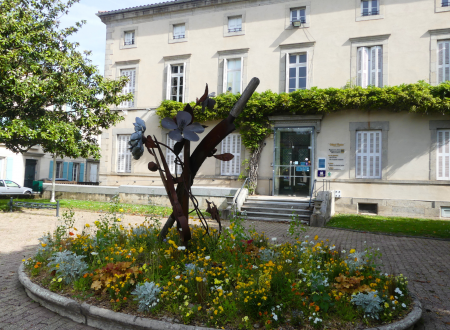 House of Memories / Maison Fuzier 