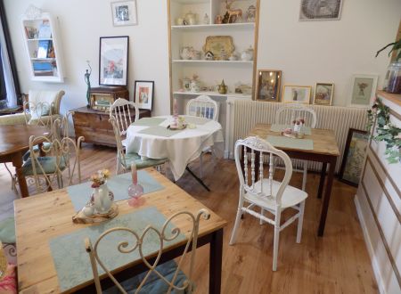 Tarra’s tea salon and restaurant 