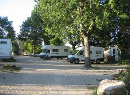 Aire de camping-car municipale de Sauveterre-de-Rouergue 