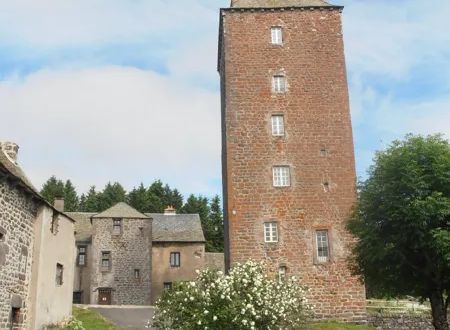 Gîte d'étape communal La Tour des Anglais 