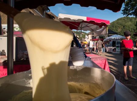 Marché de producteurs de pays à Saint-Parthem 