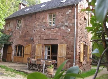 Gîte (12 pers.) du Domaine des Costes Rouges 